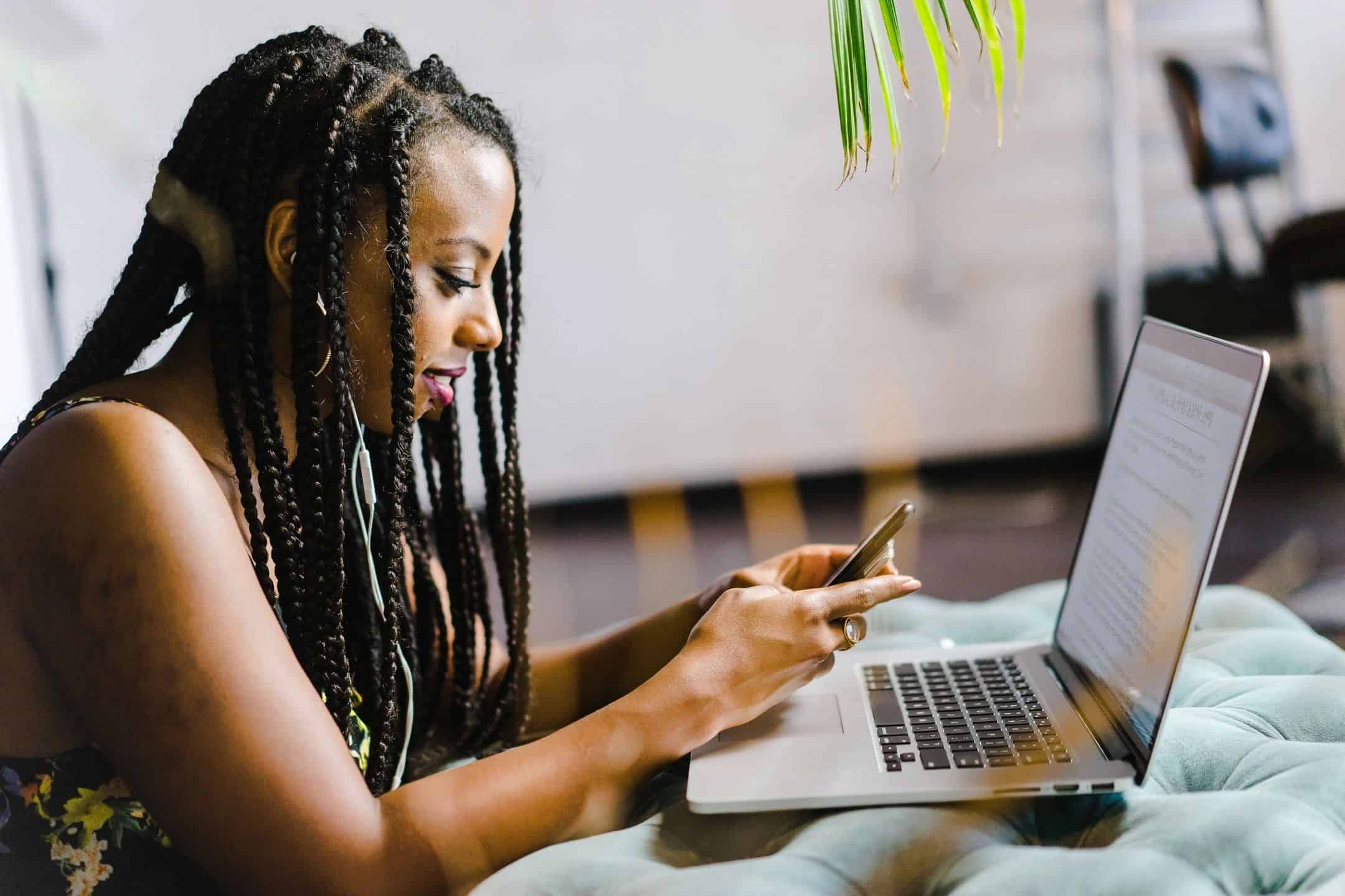 Tech neck: Sitting is the new smoking